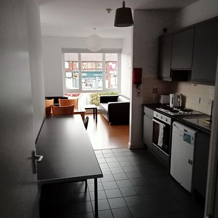 2 Bedroom, 2 Bathroom Apartment Dublin Buitenkant foto