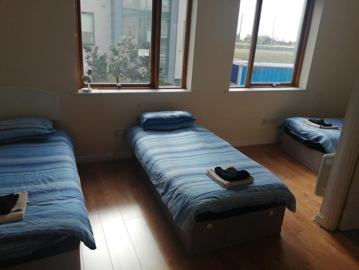 2 Bedroom, 2 Bathroom Apartment Dublin Buitenkant foto